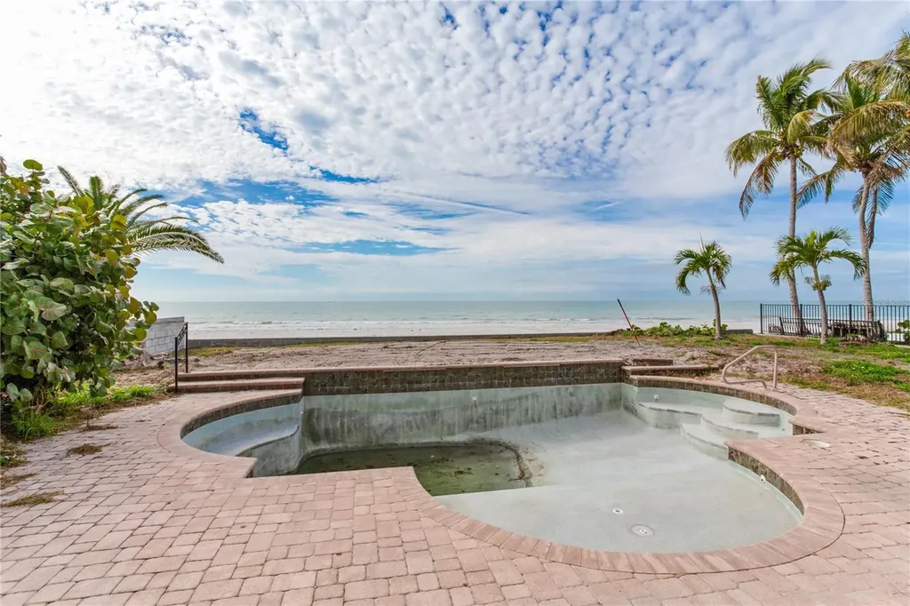 16116 Gulf Boulevard Redington Beach FL 33708