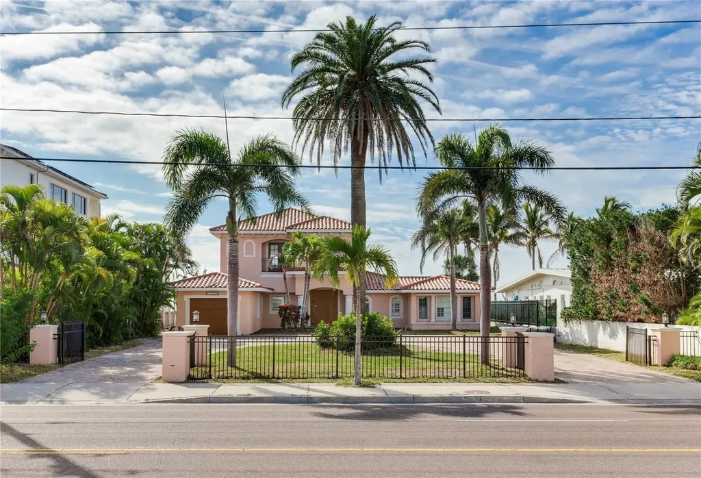16116 Gulf Boulevard Redington Beach FL 33708
