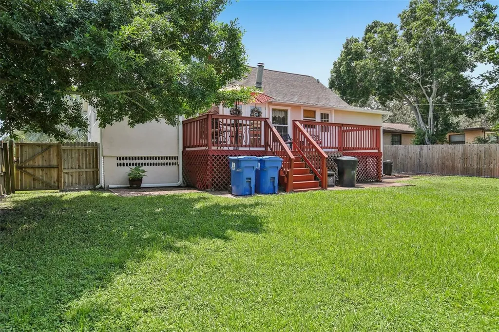 501 32nd Avenue N St Petersburg FL 33704