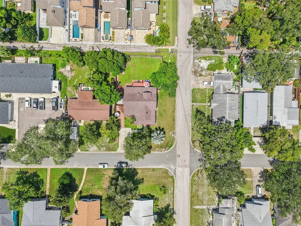 501 32nd Avenue N St Petersburg FL 33704