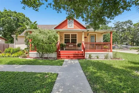 501 32nd Avenue N St Petersburg FL 33704
