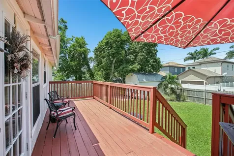501 32nd Avenue N St Petersburg FL 33704