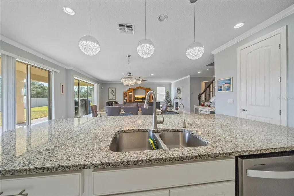 604 Bishop Bay Loop Apopka FL 32712