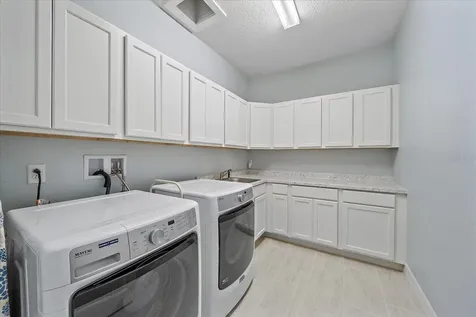 604 Bishop Bay Loop Apopka FL 32712