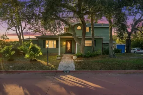 7331 Demens Drive S St Petersburg FL 33712