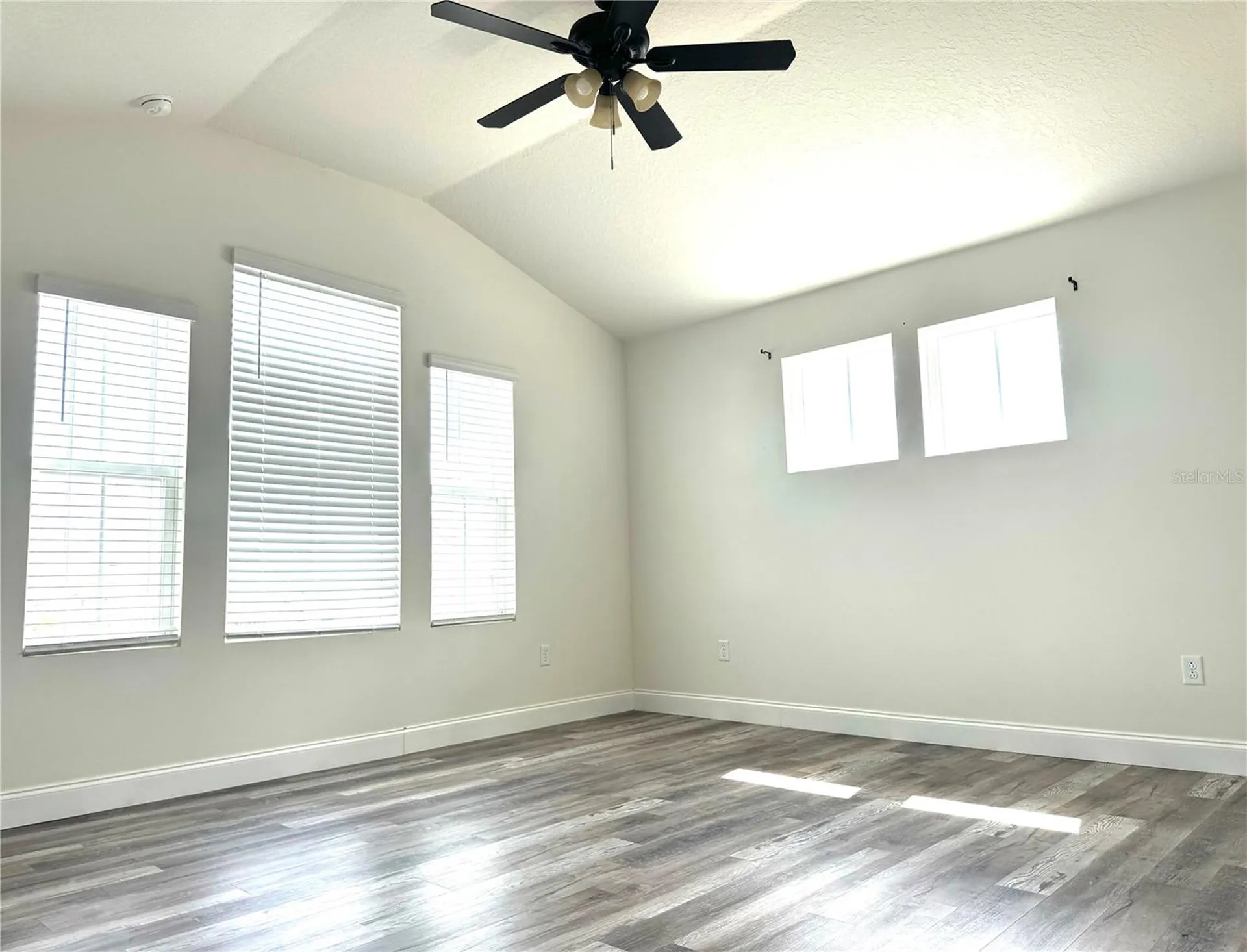 2540 Blowing Breeze Avenue Kissimmee FL 34744
