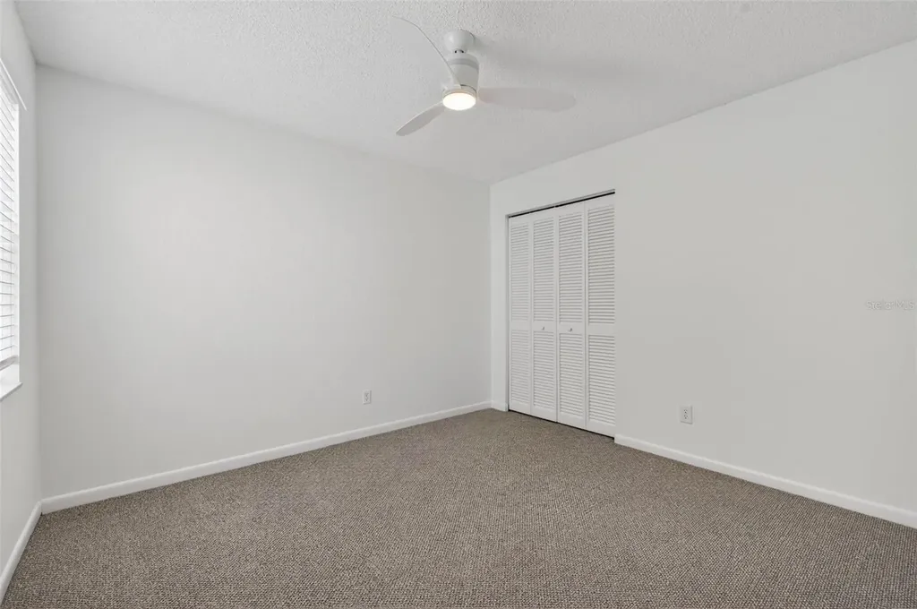 484 Santa Cruz Place NE St Petersburg FL 33703