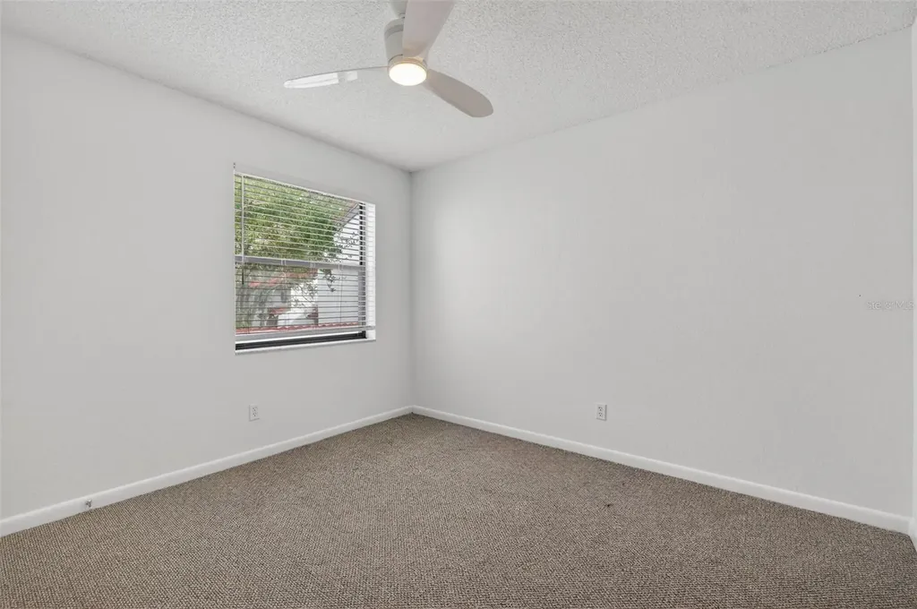 484 Santa Cruz Place NE St Petersburg FL 33703