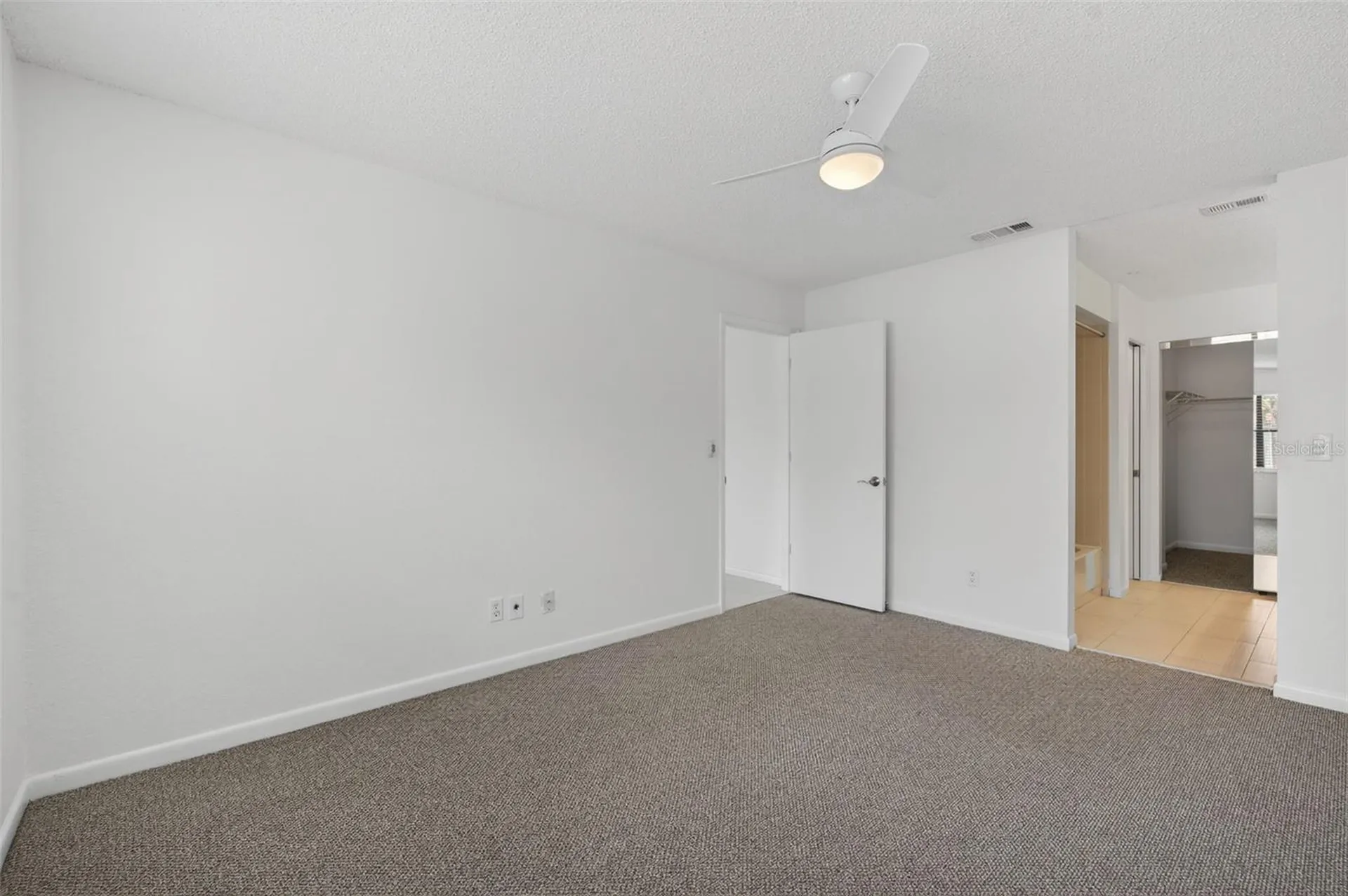 484 Santa Cruz Place NE St Petersburg FL 33703