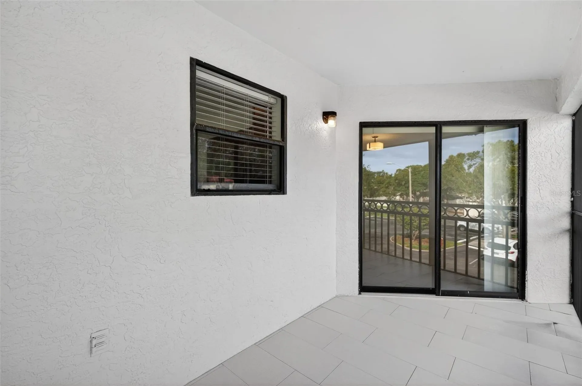 484 Santa Cruz Place NE St Petersburg FL 33703