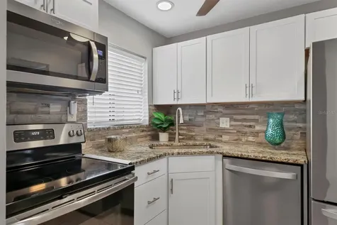 1714 69th Avenue W Bradenton FL 34207