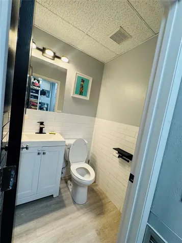 4509 Bee Ridge Road Sarasota FL 34233