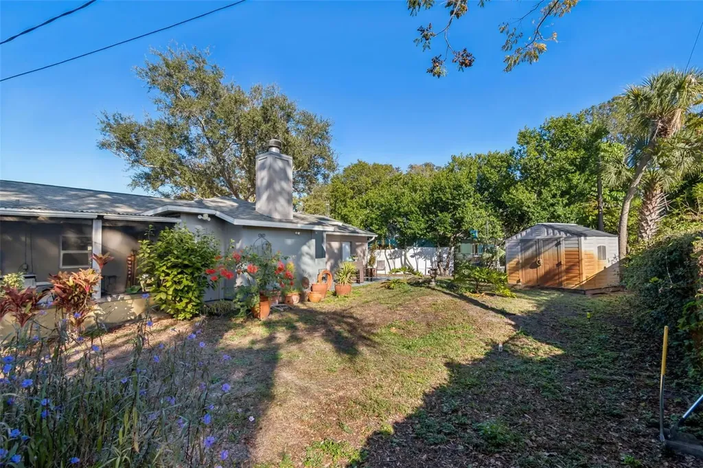 6260 23rd Terrace N St Petersburg FL 33710