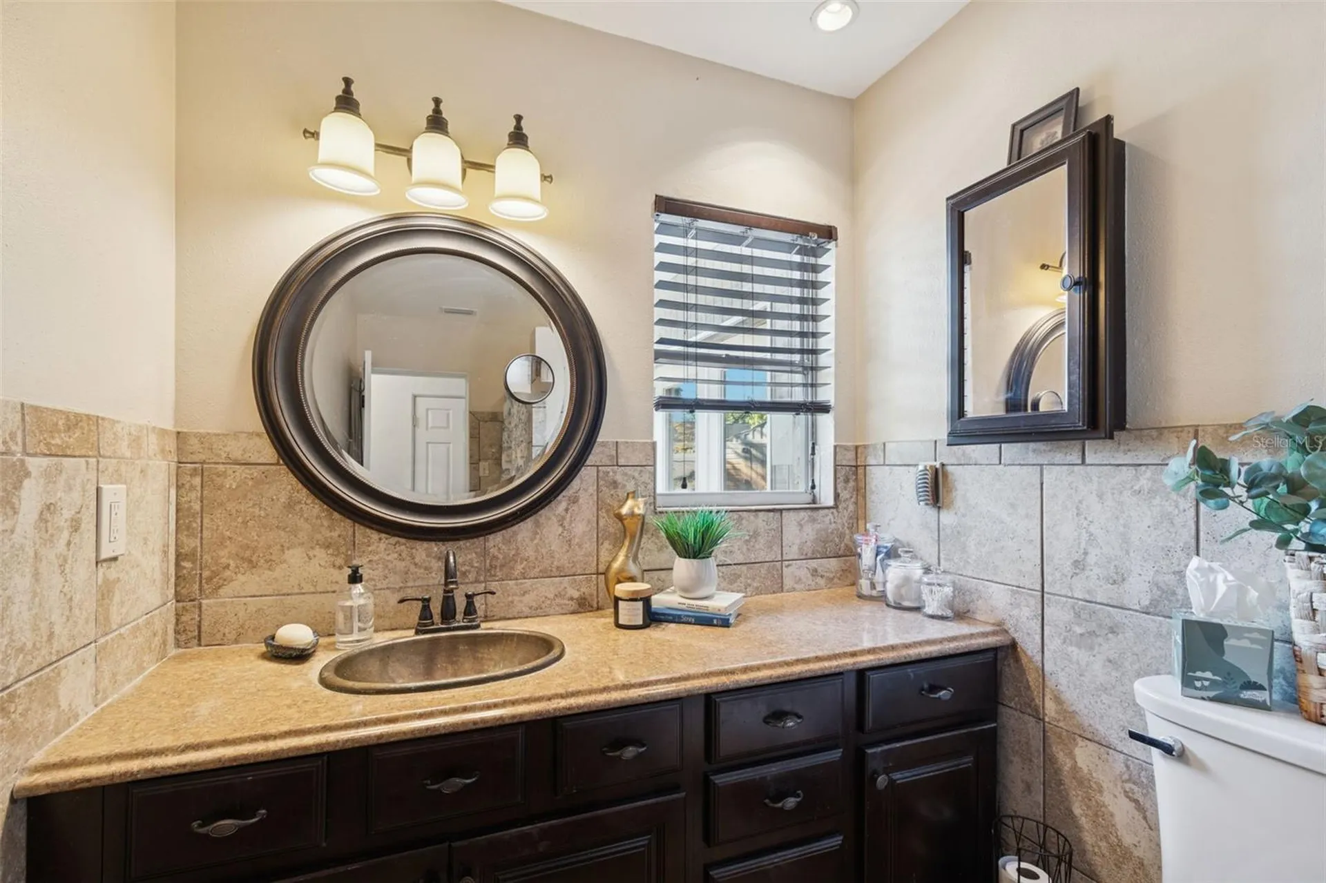 6260 23rd Terrace N St Petersburg FL 33710