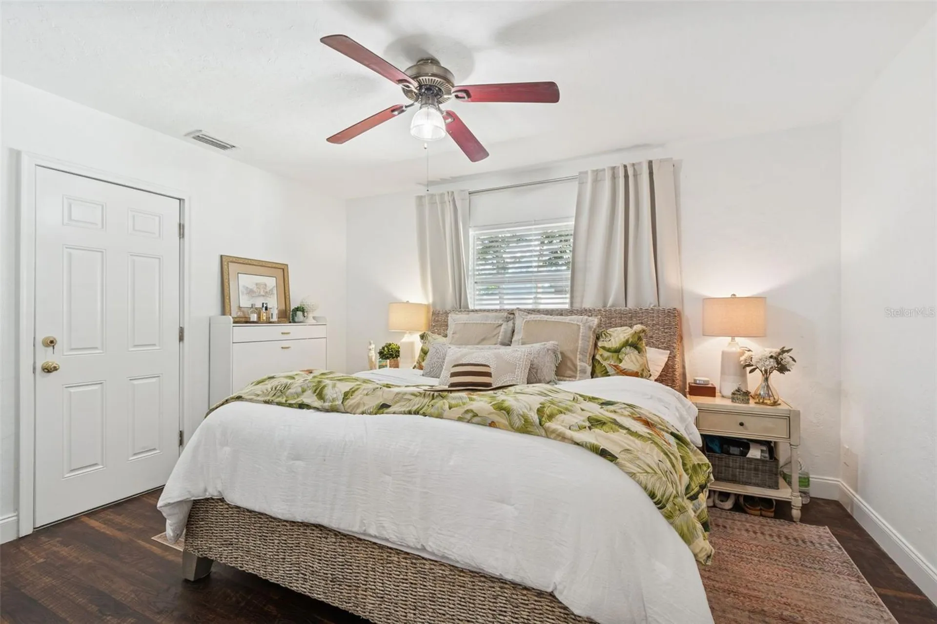 6260 23rd Terrace N St Petersburg FL 33710