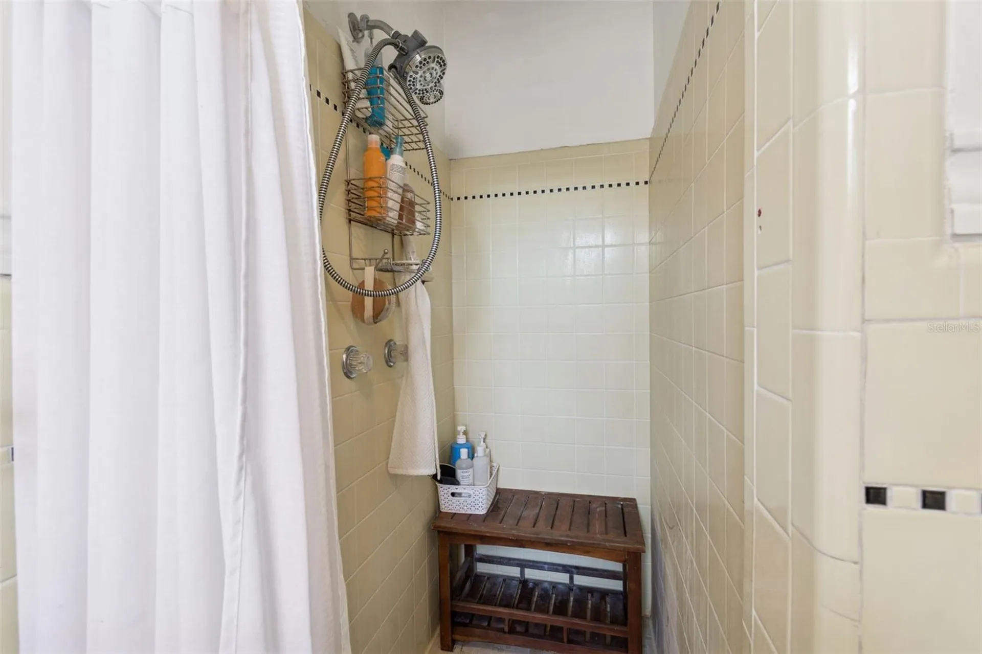 6260 23rd Terrace N St Petersburg FL 33710