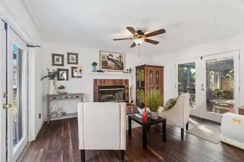 6260 23rd Terrace N St Petersburg FL 33710
