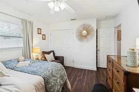 6260 23rd Terrace N St Petersburg FL 33710