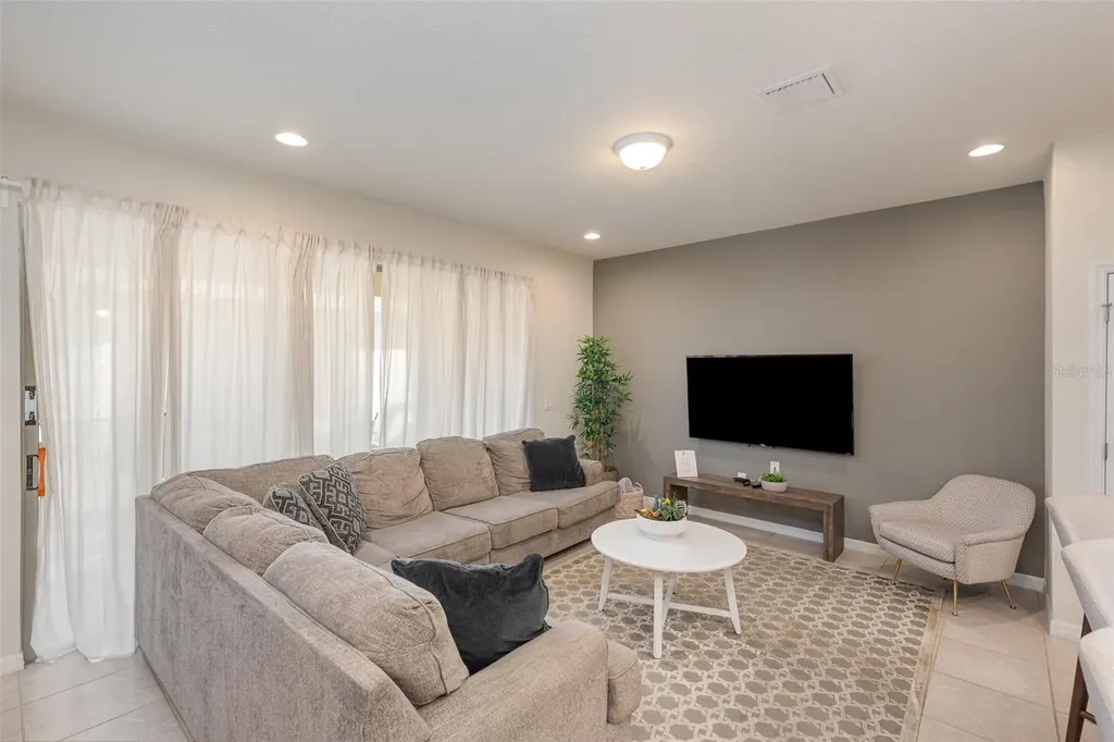 9025 Rhodes Street Kissimmee FL 34747