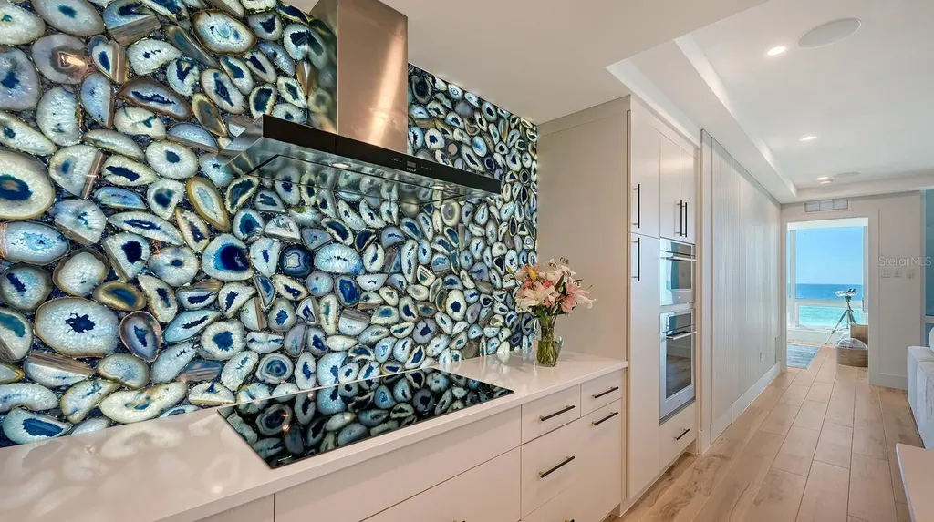 1035 Seaside Drive Sarasota FL 34242