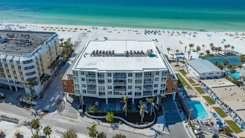 1035 Seaside Drive Sarasota FL 34242