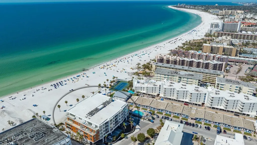 1035 Seaside Drive Sarasota FL 34242