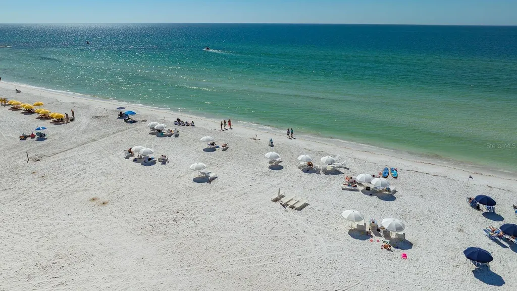 1035 Seaside Drive Sarasota FL 34242