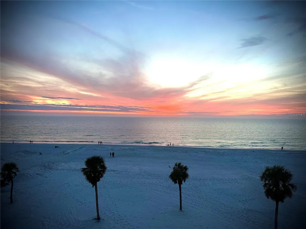 1035 Seaside Drive Sarasota FL 34242