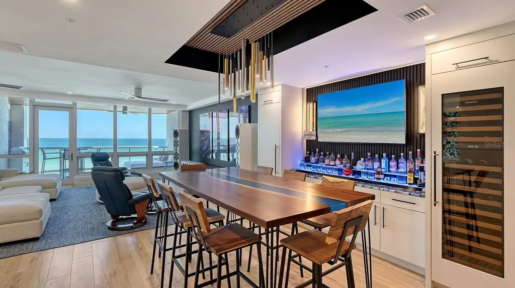 1035 Seaside Drive Sarasota FL 34242