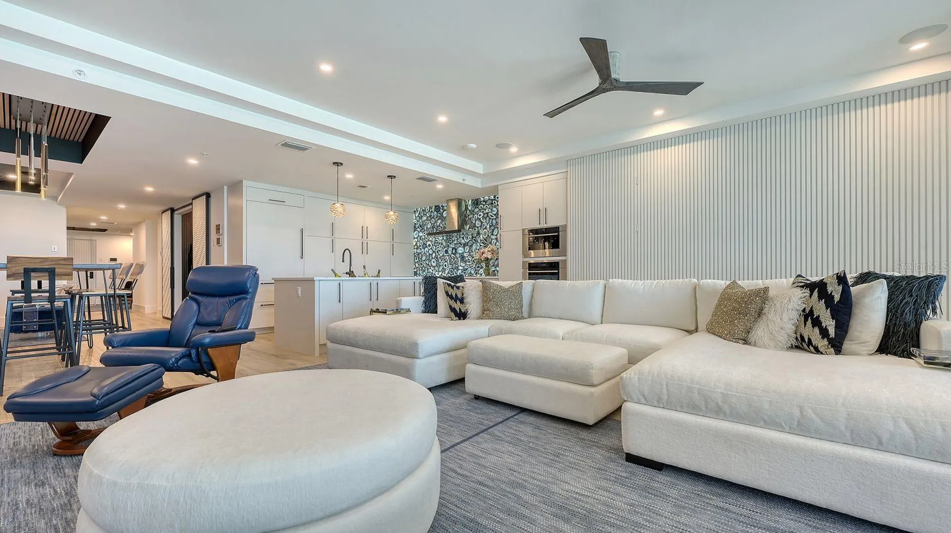 1035 Seaside Drive Sarasota FL 34242