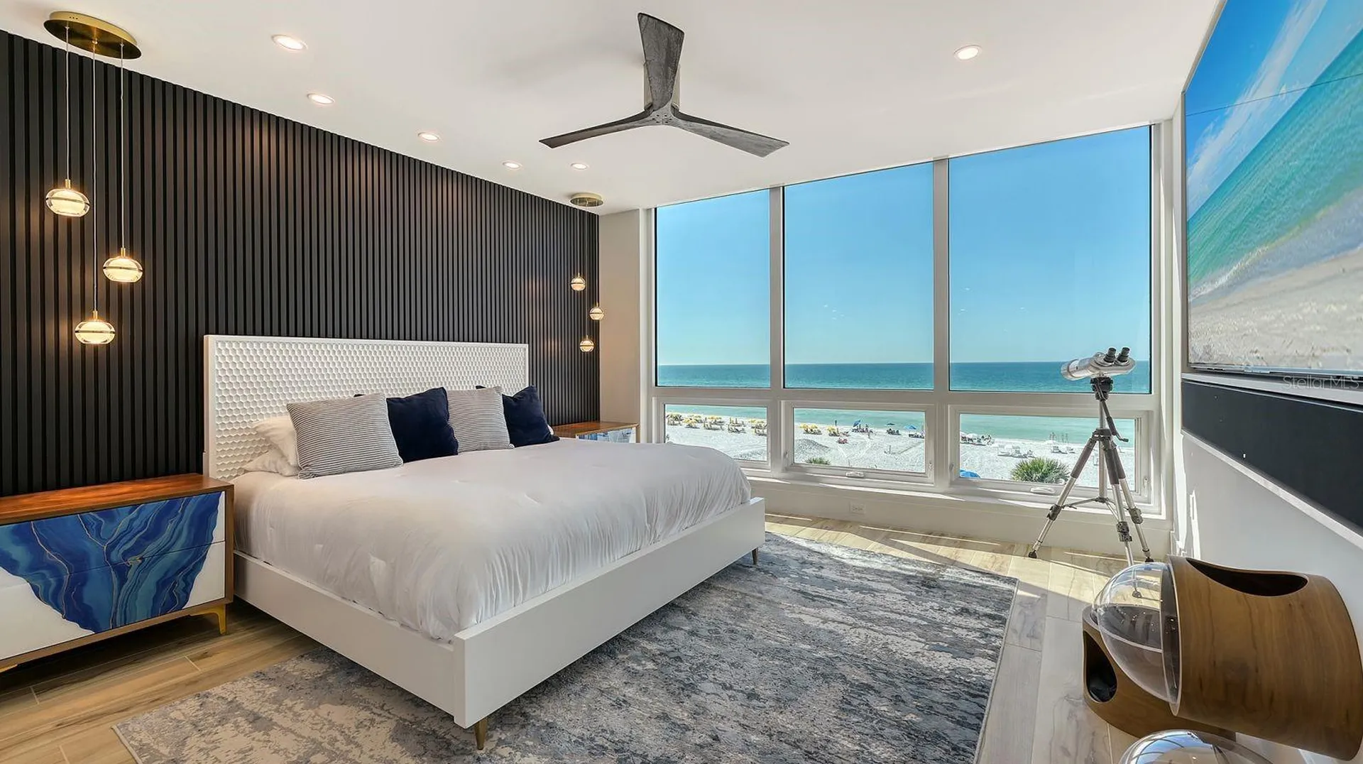 1035 Seaside Drive Sarasota FL 34242