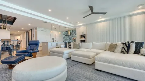 1035 Seaside Drive Sarasota FL 34242