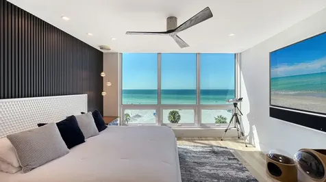1035 Seaside Drive Sarasota FL 34242