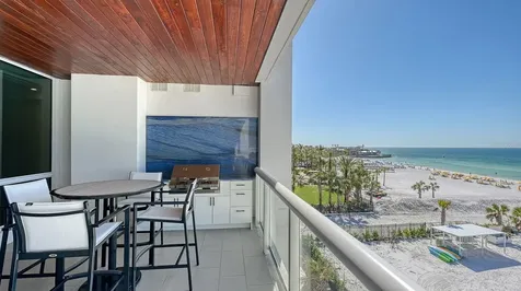 1035 Seaside Drive Sarasota FL 34242