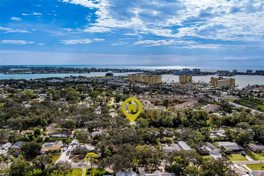 11146 51st Avenue N St Petersburg FL 33708