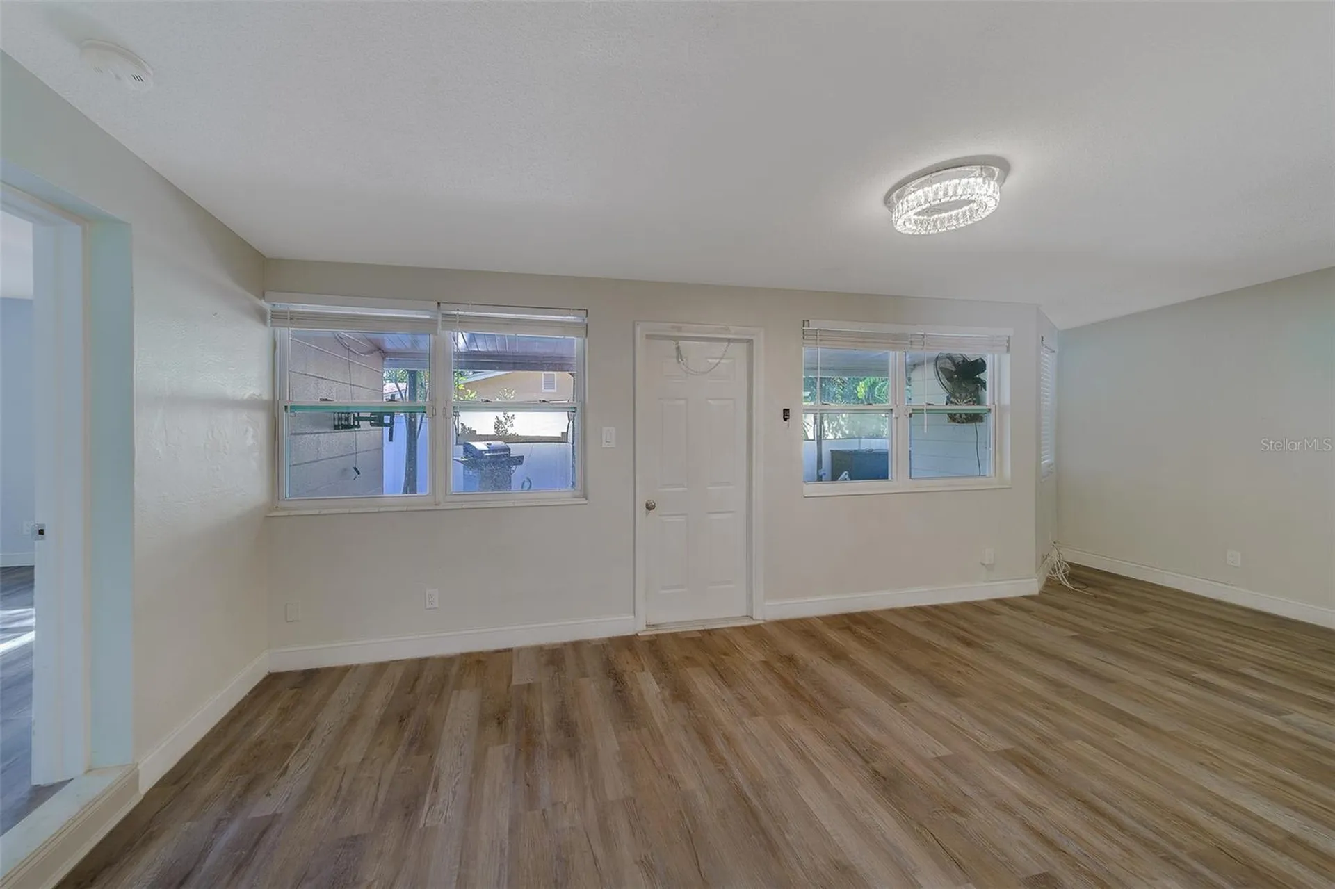 11146 51st Avenue N St Petersburg FL 33708