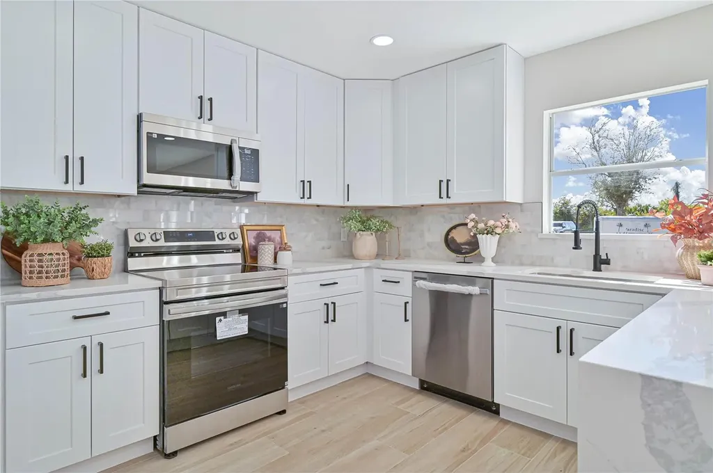 14187 Barnwood Lane Port Charlotte FL 33981