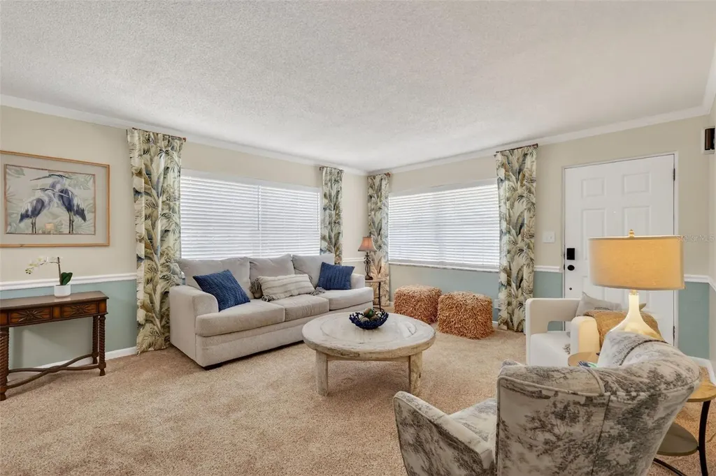 936 N Baker Street Mount Dora FL 32757