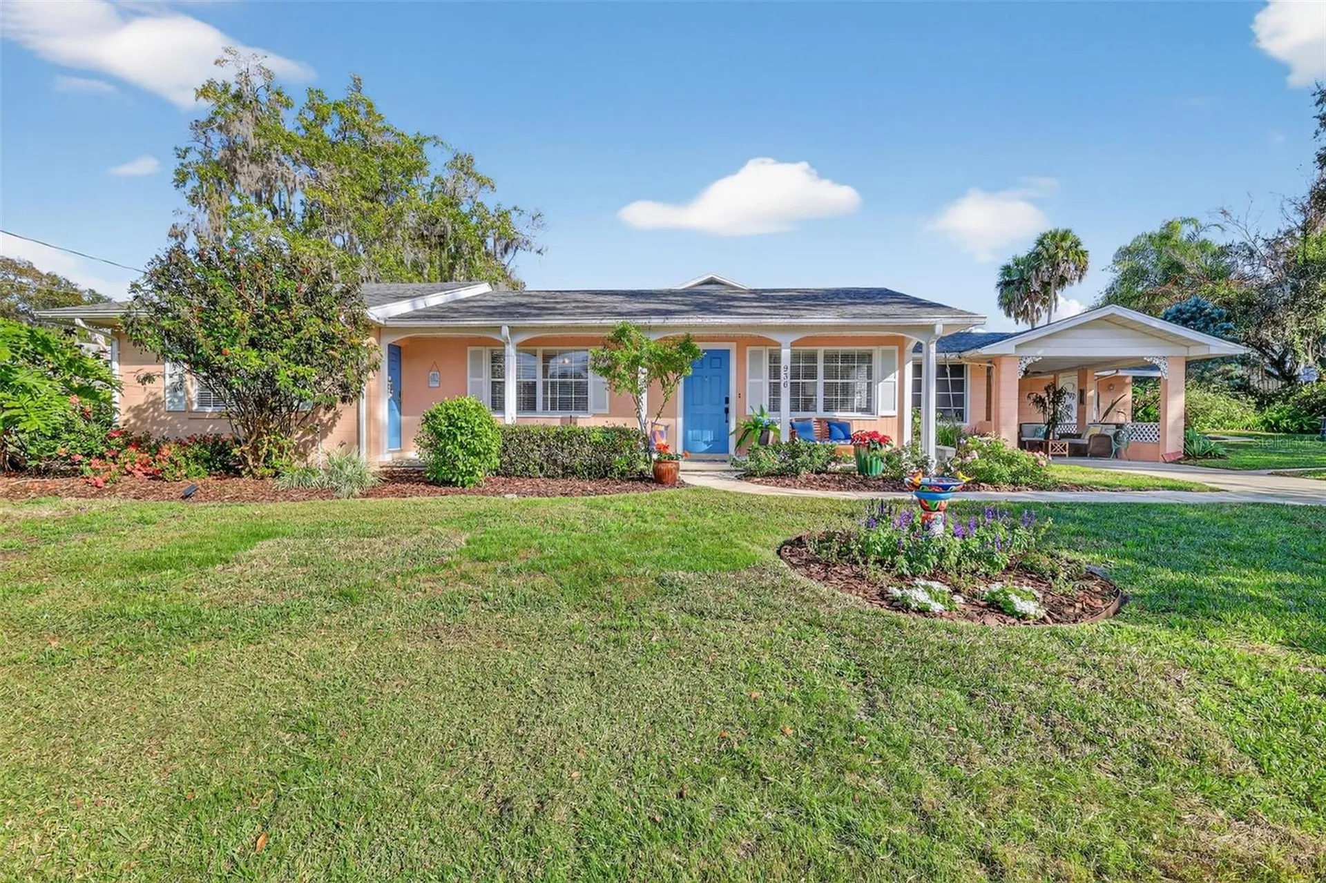 936 N Baker Street Mount Dora FL 32757