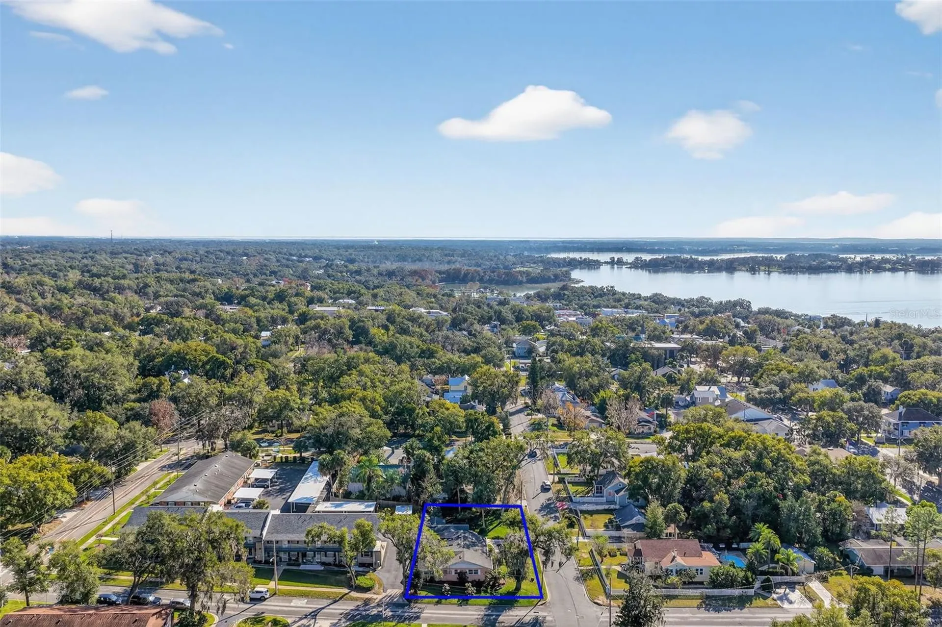 936 N Baker Street Mount Dora FL 32757