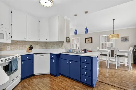 936 N Baker Street Mount Dora FL 32757