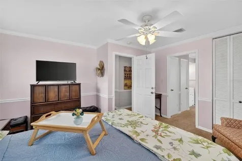 936 N Baker Street Mount Dora FL 32757