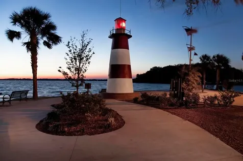 936 N Baker Street Mount Dora FL 32757