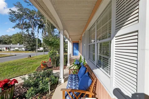 936 N Baker Street Mount Dora FL 32757