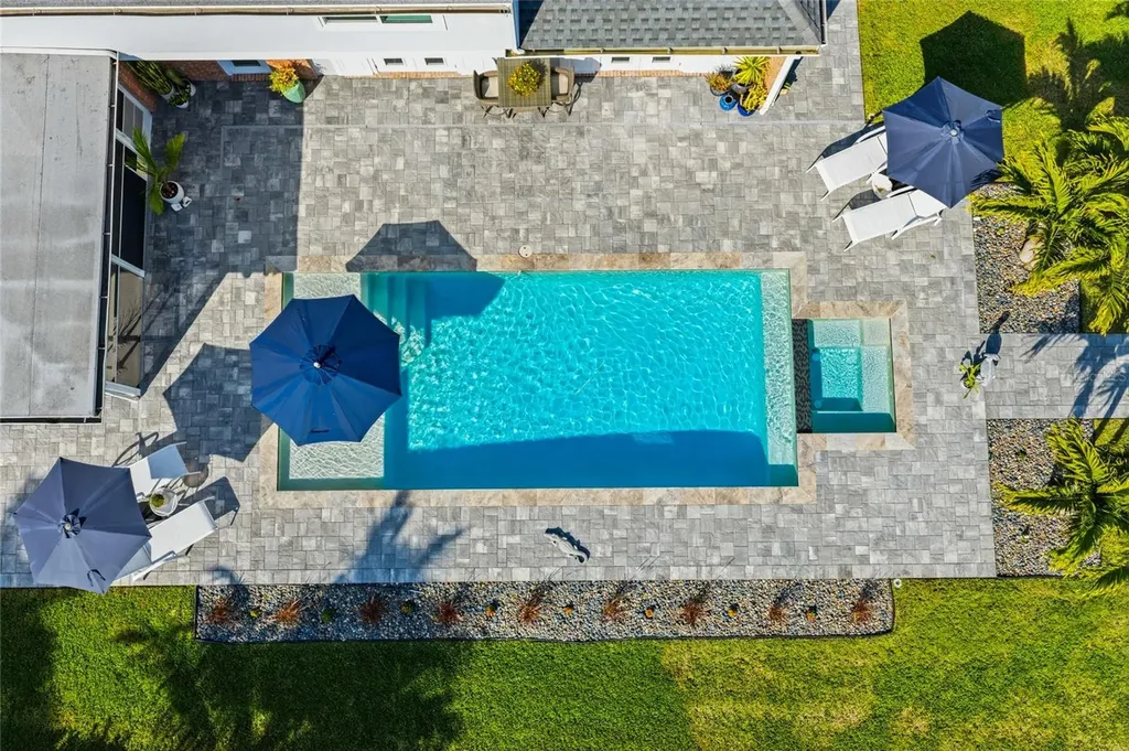 1307 Riverview Circle Bradenton FL 34209