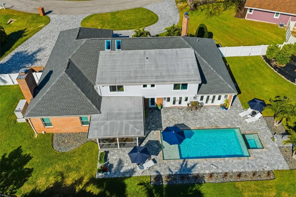1307 Riverview Circle Bradenton FL 34209
