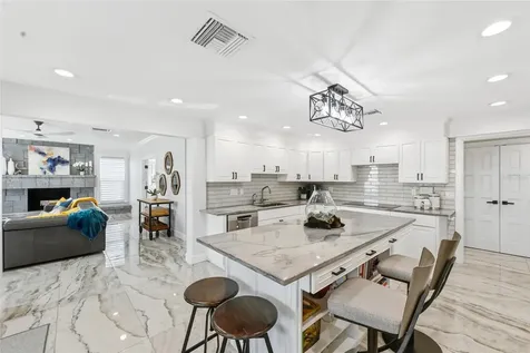 1307 Riverview Circle Bradenton FL 34209
