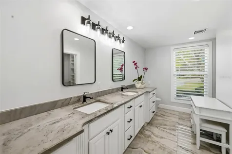 1307 Riverview Circle Bradenton FL 34209