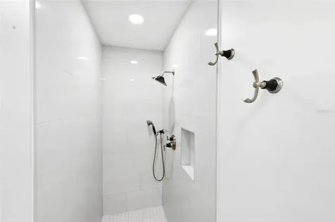1307 Riverview Circle Bradenton FL 34209