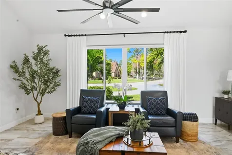 1307 Riverview Circle Bradenton FL 34209